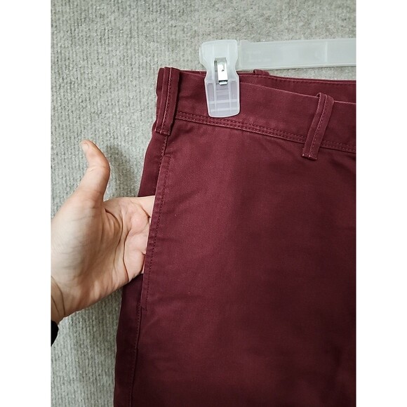 Express Classic Fit Shorts Mens 33 Burgundy 100% Cotton - Picture 2 of 8